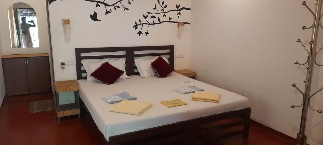 Marari Adonis Beach Villa Mararikulam Zewnętrze zdjęcie
